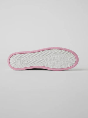 ALO Recovery Mode Sneaker – Off White / Gum – view 43