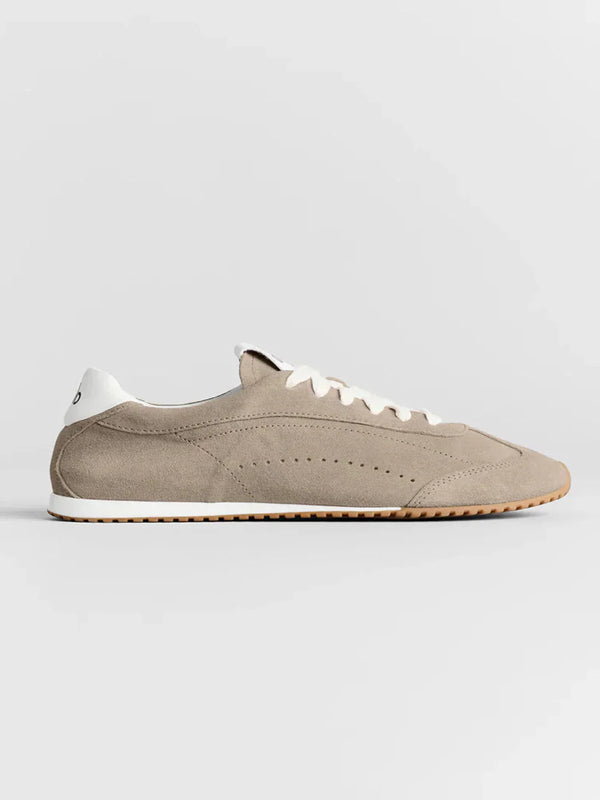 ALO Sunset Sneaker – Black – view 6