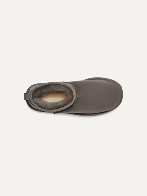 Women's UGG Classic Ultra Mini – Black – view 26