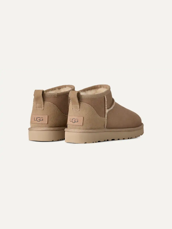 Women's UGG Classic Ultra Mini – Black – view 17
