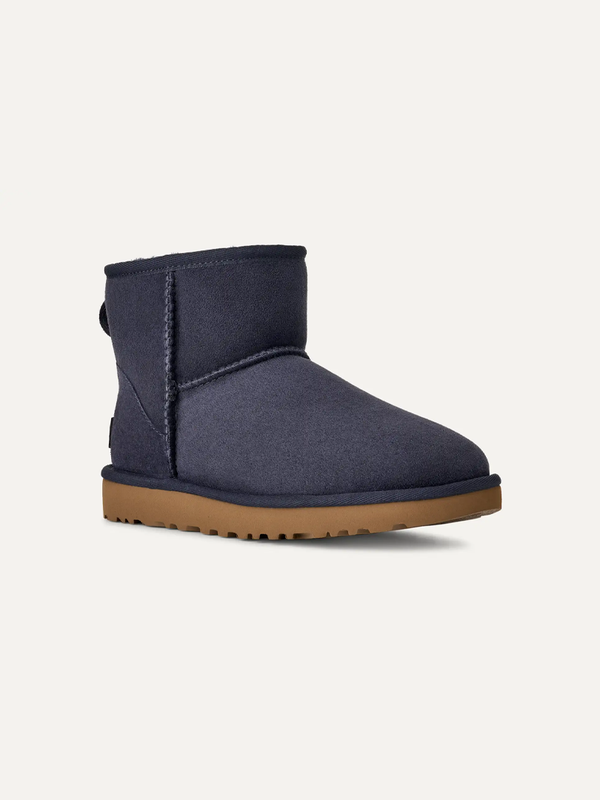 Women's UGG Classic Mini II – Black – view 14