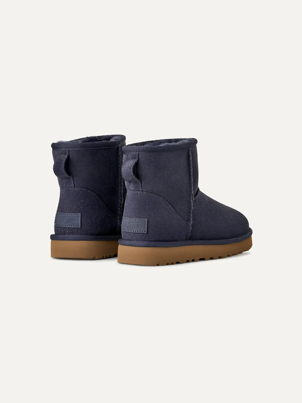 Women's UGG Classic Mini II – Black – view 16