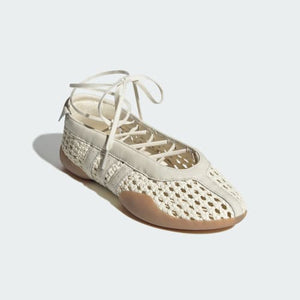adidas Taekwondo Mei – Brown / Brown / Gum – view 24