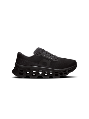 On Cloudmonster 3 Wide – Black – view 1