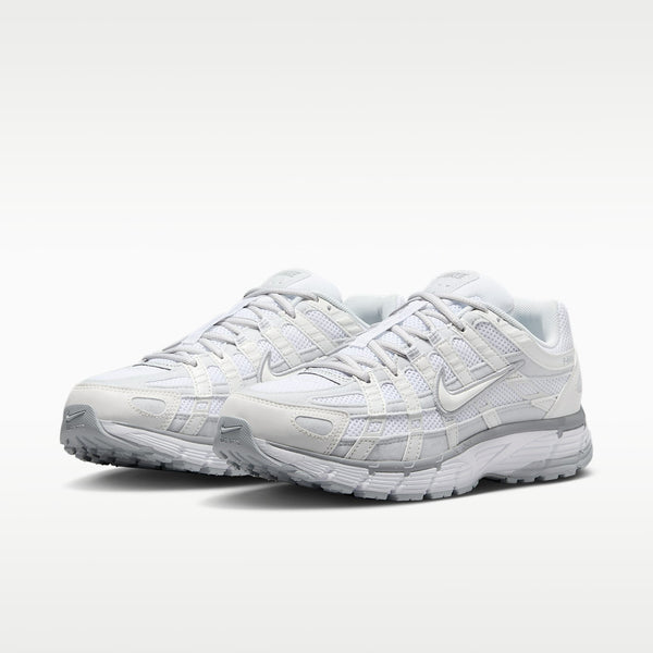#metallicsummitwhite