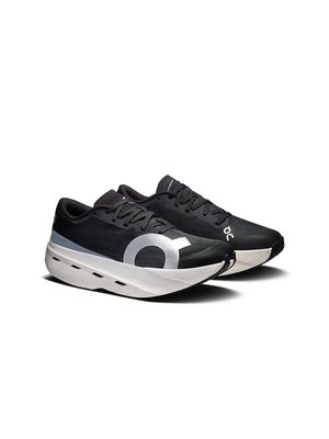 On Cloudboom Volt – White / Black – view 2