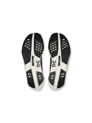 On Cloudboom Volt – White / Black – view 5