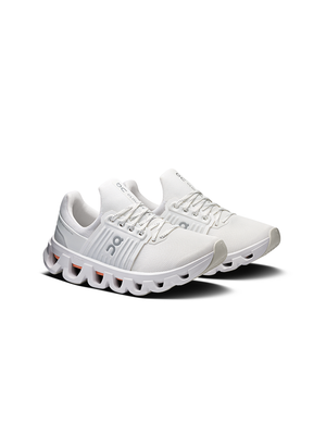 On Cloudswift 4 AD – White / Sandstone – view 2