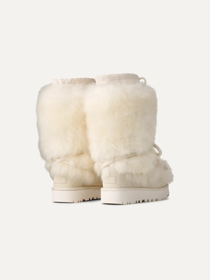 UGG Classic Tall Chalet – White – White – view 5