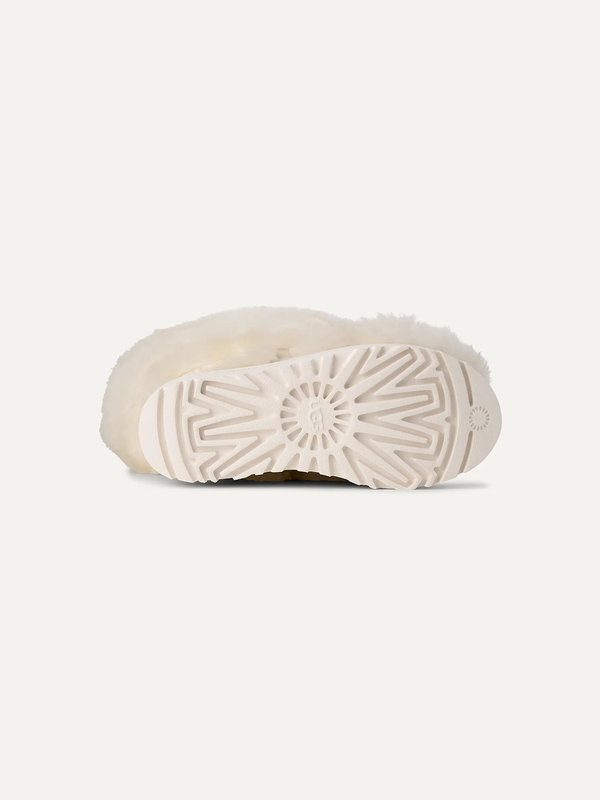 UGG Classic Tall Chalet – White – White – view 7